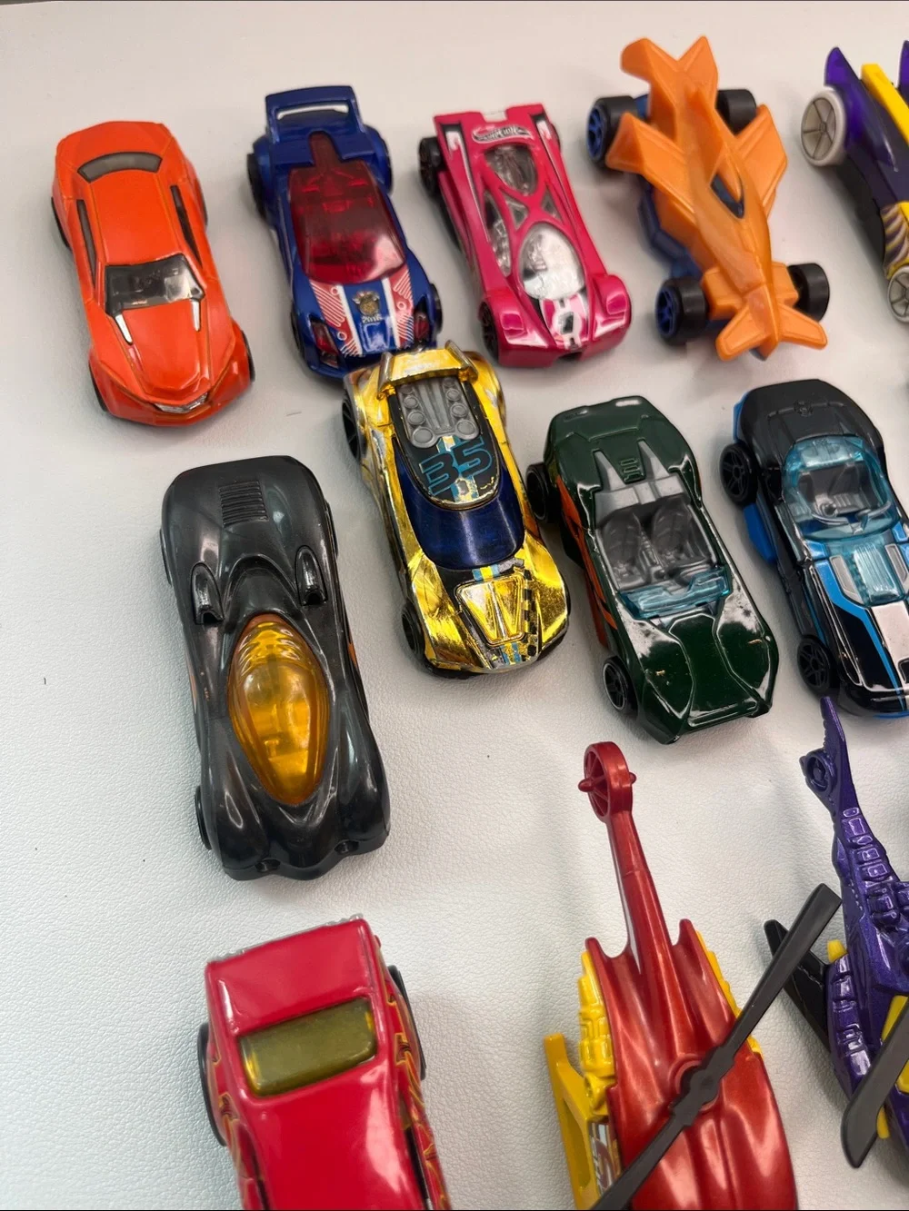 Hot wheels assorted cars